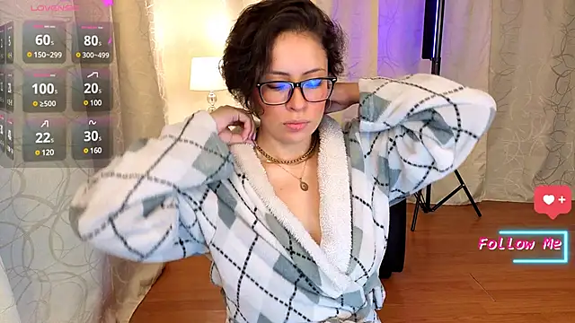 sophia dumont online show from 02/23/25, 02:07