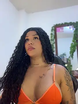 Snapshot of tinalove7 chatting on 11/28/25, 11:40 tinalove7 online show from 11/28/25, 11:40