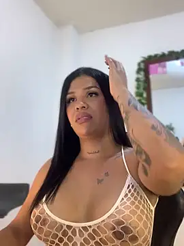 Snapshot of tinalove7 chatting on 11/29/25, 10:46 tinalove7 online show from 11/29/25, 10:46