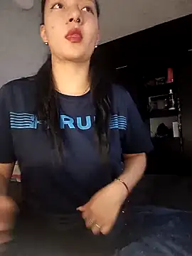 CuteHarper online show from 10/22/25, 01:50