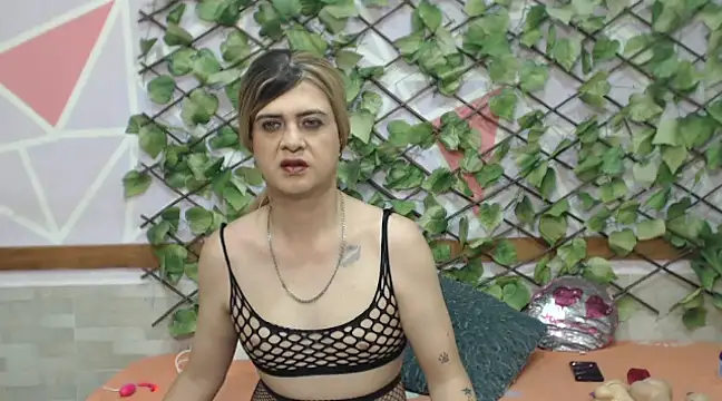 Snapshot of Dolldirtyxxx chatting on 03/06/25, 06:05 Dolldirtyxxx online show from 03/06/25, 06:05