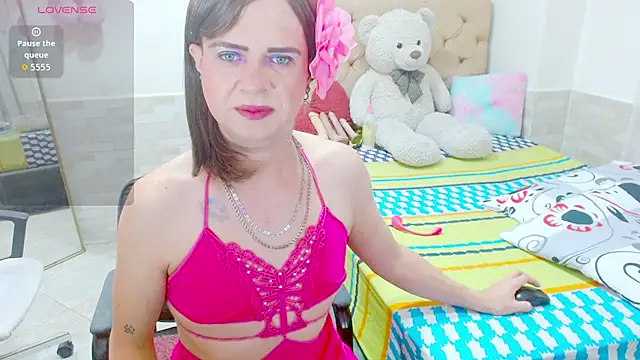 Snapshot of Dolldirtyxxx chatting on 11/24/25, 04:56 Dolldirtyxxx online show from 11/24/25, 04:56