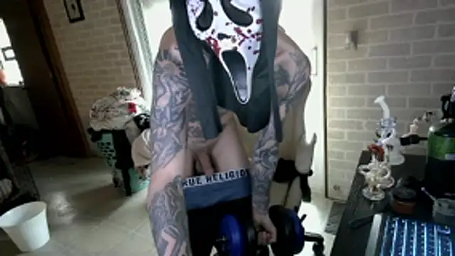 BadJewfucks online show from 11/26/25, 03:13