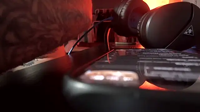 BadJewfucks online show from 04/20/26, 02:47