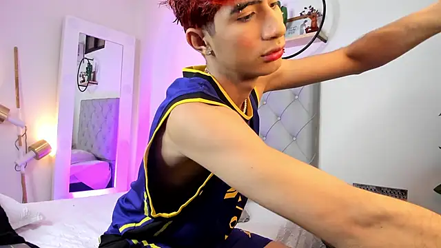 NovaaWheler online show from 03/09/25, 05:00