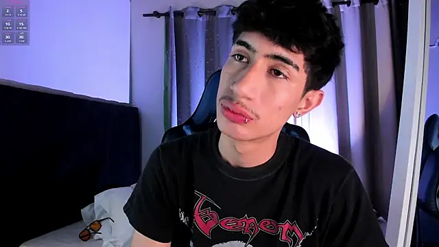 NovaaWheler online show from 09/25/25, 04:54