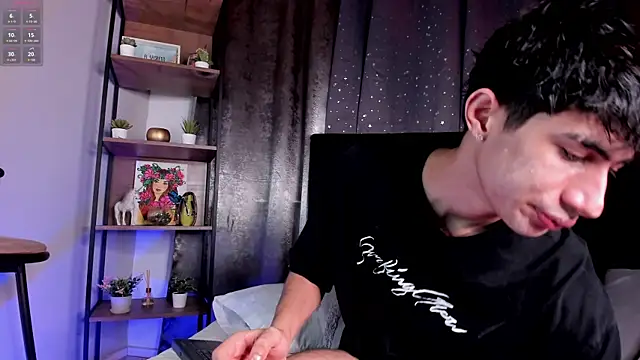 NovaaWheler online show from 10/29/25, 01:57