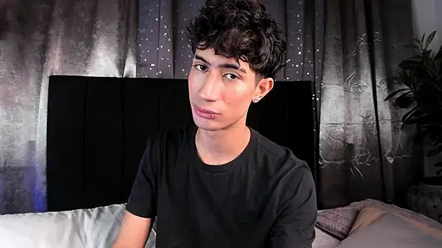 NovaaWheler online show from 11/13/25, 08:19