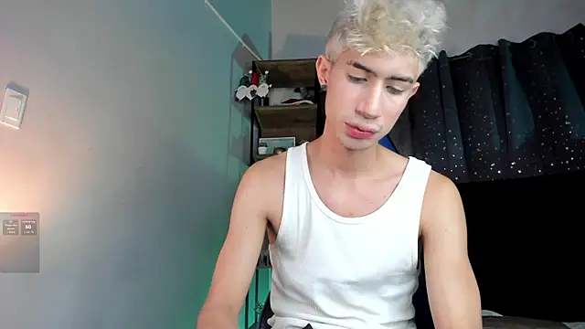 NovaaWheler online show from 12/22/25, 12:40