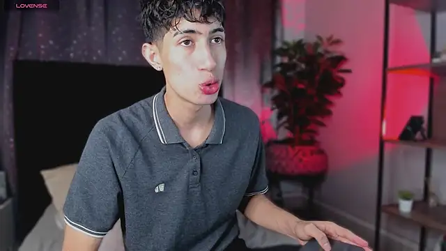 NovaaWheler online show from 04/17/26, 11:35