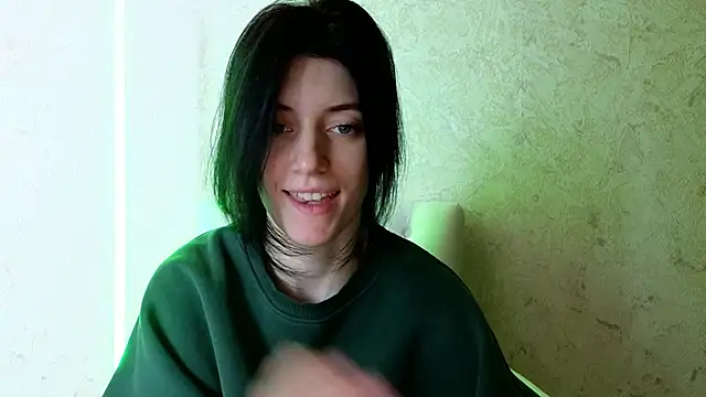 roxy riot  online show from 03/19/25, 04:36