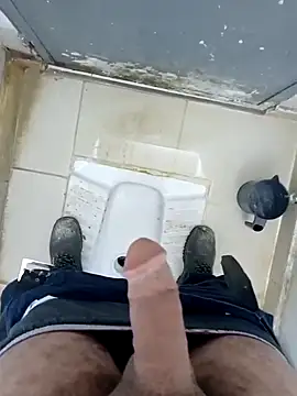 Snapshot of bigcockturk3 chatting on 02/18/25, 05:42 bigcockturk3 online show from 02/18/25, 05:42