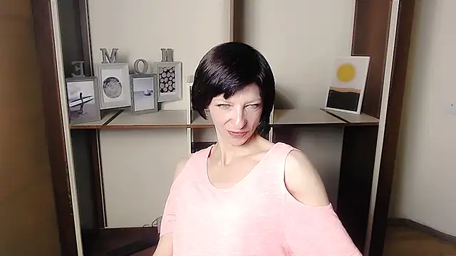  AngeliaFlow  online show from 09/11/25, 06:46