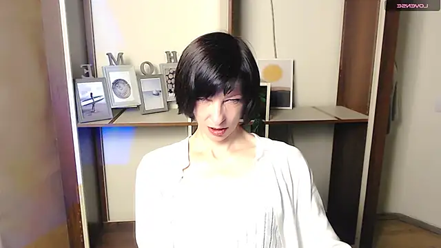  AngeliaFlow  online show from 10/21/25, 07:42