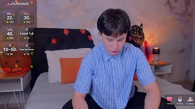 AdrianoAubert online show from 10/25/25, 03:25