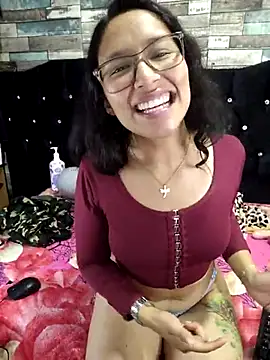 isabella beauty 01 online show from 02/24/25, 04:15