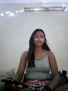 kissmebishh online show from 03/21/25, 10:06