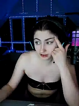 Snapshot of Gamergirl-Linela chatting on 02/07/25, 06:13 Gamergirl-Linela online show from 02/07/25, 06:13