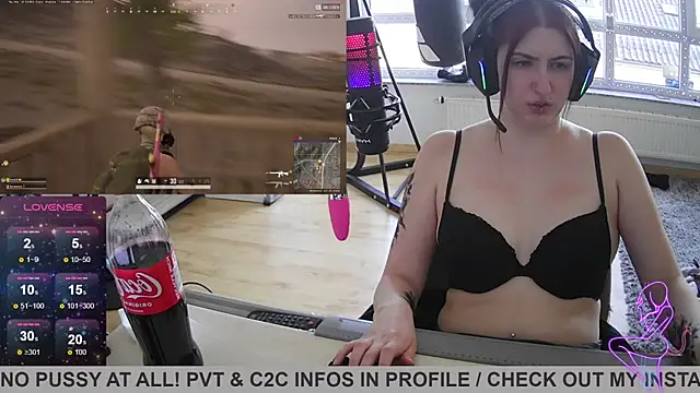 Snapshot of Gamergirl-Linela chatting on 02/17/25, 03:20 Gamergirl-Linela online show from 02/17/25, 03:20