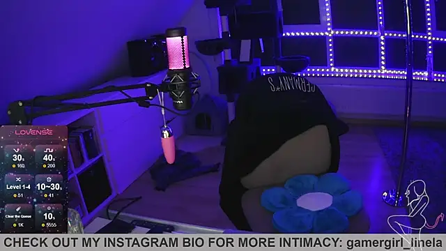 Gamergirl-Linela online show from 10/21/25, 10:32