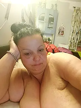 IvettkeXXX online show from 04/05/26, 05:54