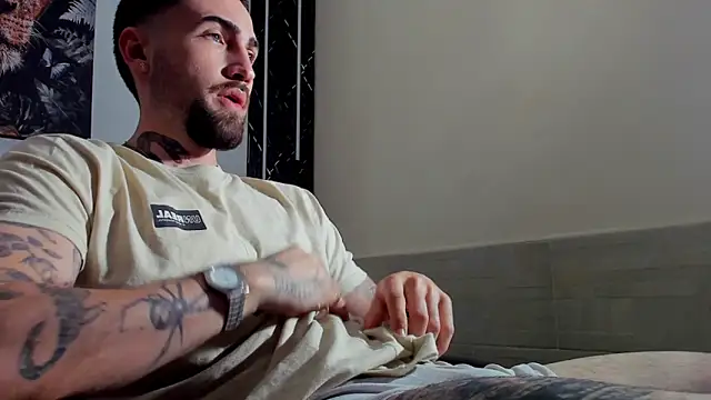 Luke davis01 online show from 02/26/25, 04:45