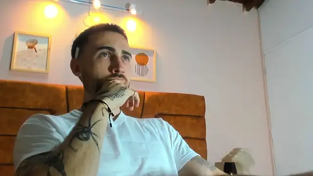 Luke davis01 online show from 03/10/25, 08:01