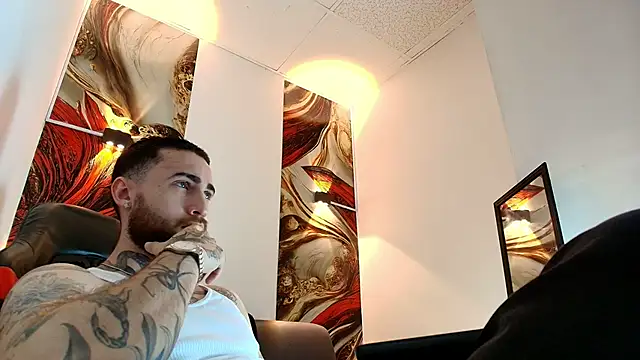 Luke davis01 online show from 04/13/26, 01:16