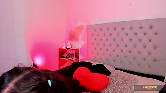 Snapshot of Morgan_Wright chatting on 02/28/26, 04:41 Morgan Wright online show from 02/28/26, 04:41