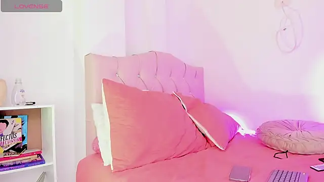 VictoriaBlackfire online show from 11/22/25, 01:04