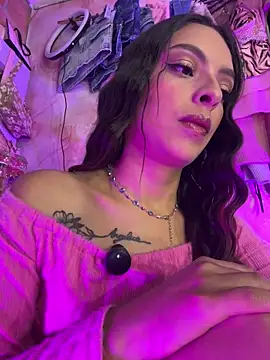 Skye Moore online show from 05/24/26, 02:27