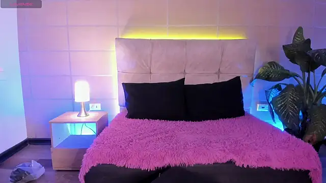 Snapshot of _michonne_ chatting on 11/05/25, 08:09 michonne online show from 11/05/25, 08:09