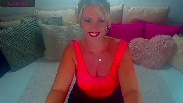 Lex McQueen online show from 07/24/26, 08:51