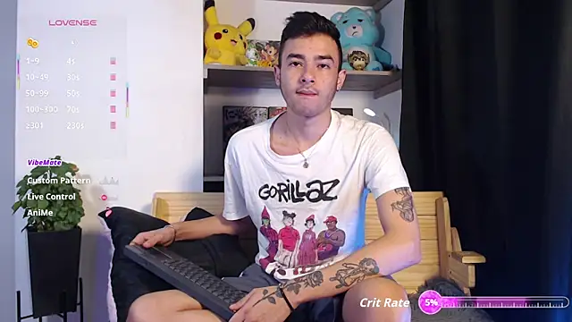 Snapshot of kyle_clint07 chatting on 10/07/25, 07:11 kyle clint07 online show from 10/07/25, 07:11