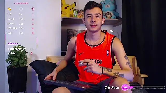 Snapshot of kyle_clint07 chatting on 10/08/25, 06:49 kyle clint07 online show from 10/08/25, 06:49