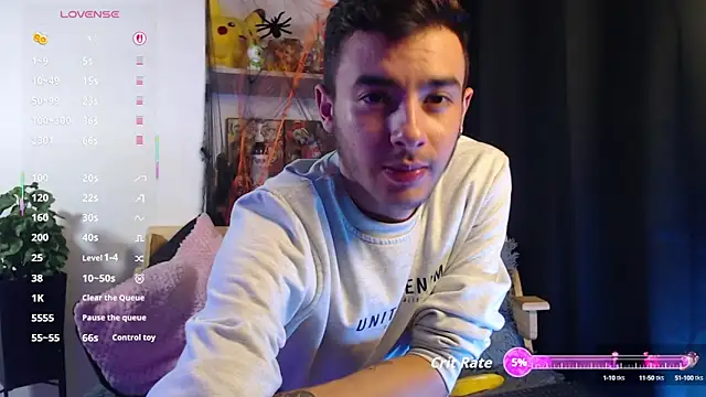 Snapshot of kyle_clint07 chatting on 10/15/25, 04:34 kyle clint07 online show from 10/15/25, 04:34