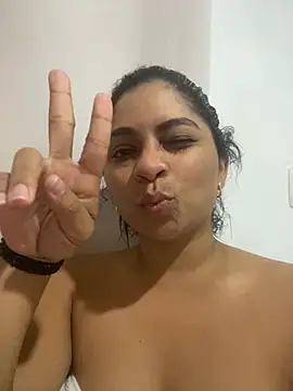 Snapshot of Tana_latin chatting on 02/25/25, 12:14 Tana latin online show from 02/25/25, 12:14