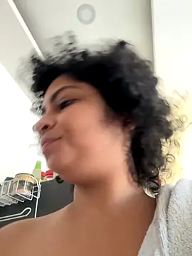 Tana latin online show from 11/16/25, 01:28