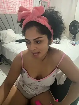 Tana latin online show from 04/12/26, 01:10