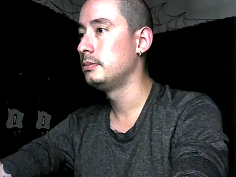 vampireathome online show from 11/18/25, 03:56