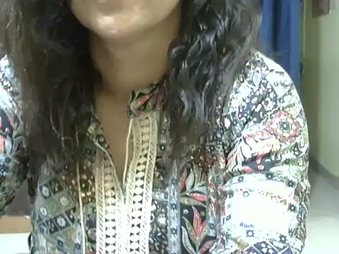 Your cutiepie  online show from 10/10/25, 06:51