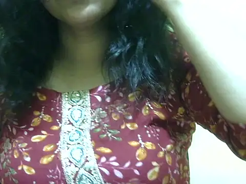 Your cutiepie  online show from 11/19/25, 06:30