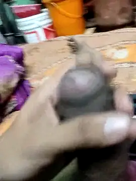 Snapshot of Yashkumar_0697 chatting on 02/24/25, 06:04 Yashkumar 0697 online show from 02/24/25, 06:04