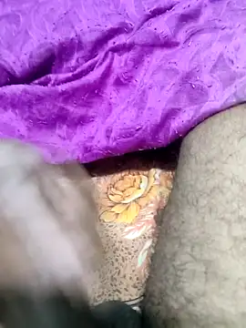 Snapshot of Yashkumar_0697 chatting on 02/26/25, 09:48 Yashkumar 0697 online show from 02/26/25, 09:48