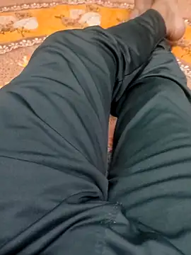 Snapshot of Yashkumar_0697 chatting on 03/01/25, 06:32 Yashkumar 0697 online show from 03/01/25, 06:32