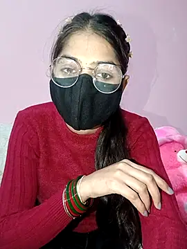 Snapshot of shnaz_1 chatting on 11/13/25, 01:21 shnaz 1 online show from 11/13/25, 01:21