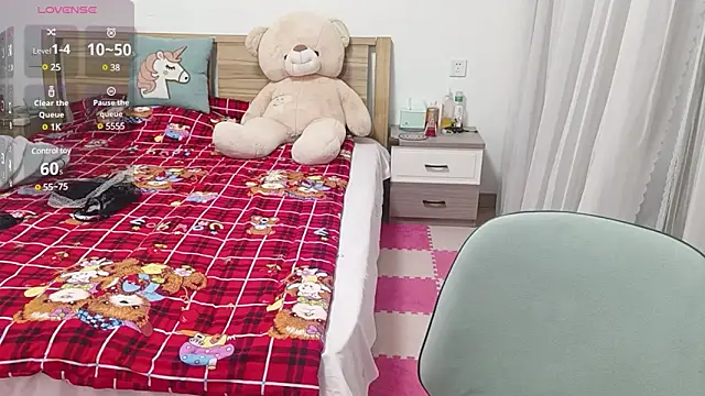 Snapshot of vi-vi-11 chatting on 03/04/25, 02:10 vi-vi-11 online show from 03/04/25, 02:10