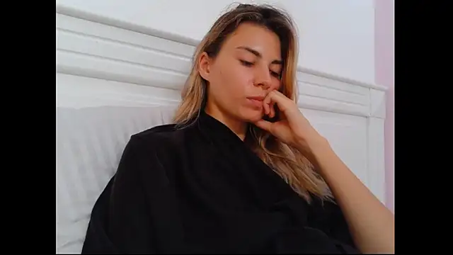 Snapshot of Goddess_Lia chatting on 02/06/25, 06:51 Goddess Lia online show from 02/06/25, 06:51