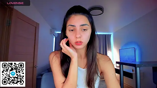 EmiliaZen online show from 09/19/25, 11:22