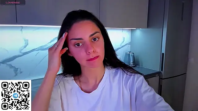 EmiliaZen online show from 06/26/26, 10:36